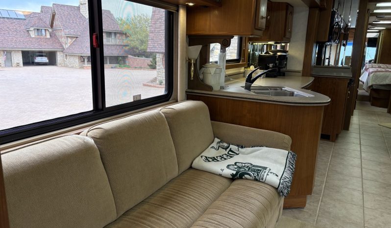 Allure County Coach full